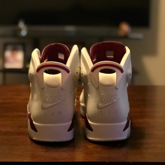 Jordan 6 Maroon - Picture 3 of 3